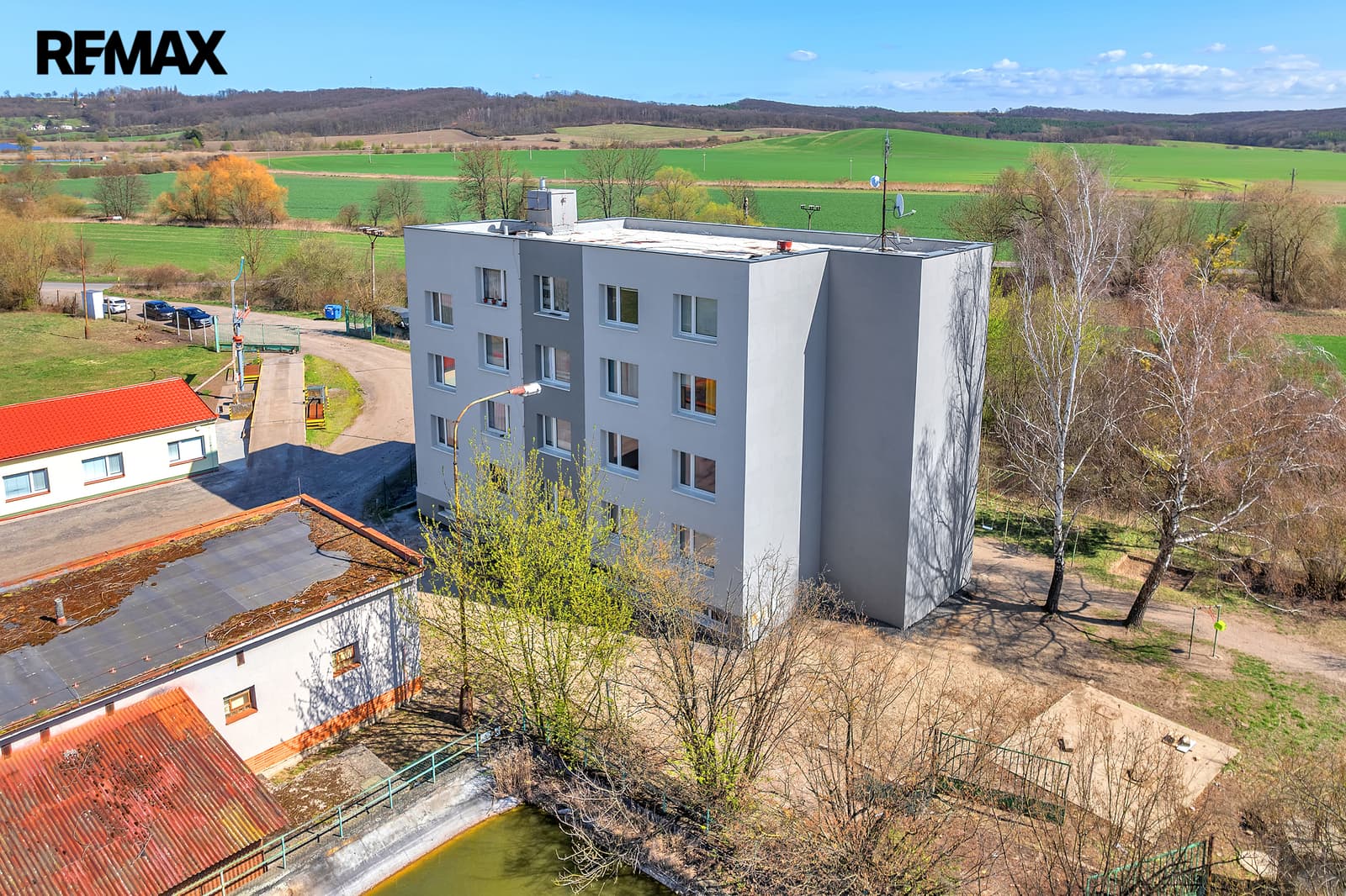 Prodej nájemního (činžovního) domu 642 m², Libáň — foto 7