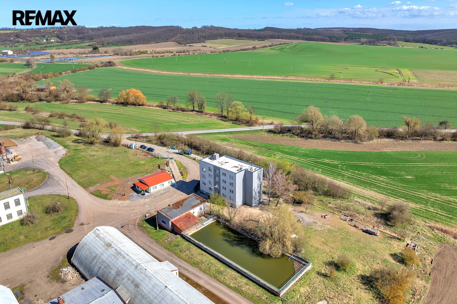 Prodej nájemního (činžovního) domu 642 m², Libáň — foto 8