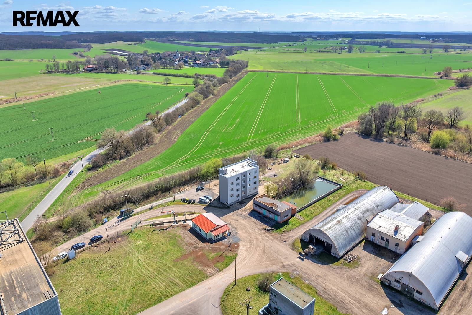 Prodej nájemního (činžovního) domu 642 m², Libáň — foto 9