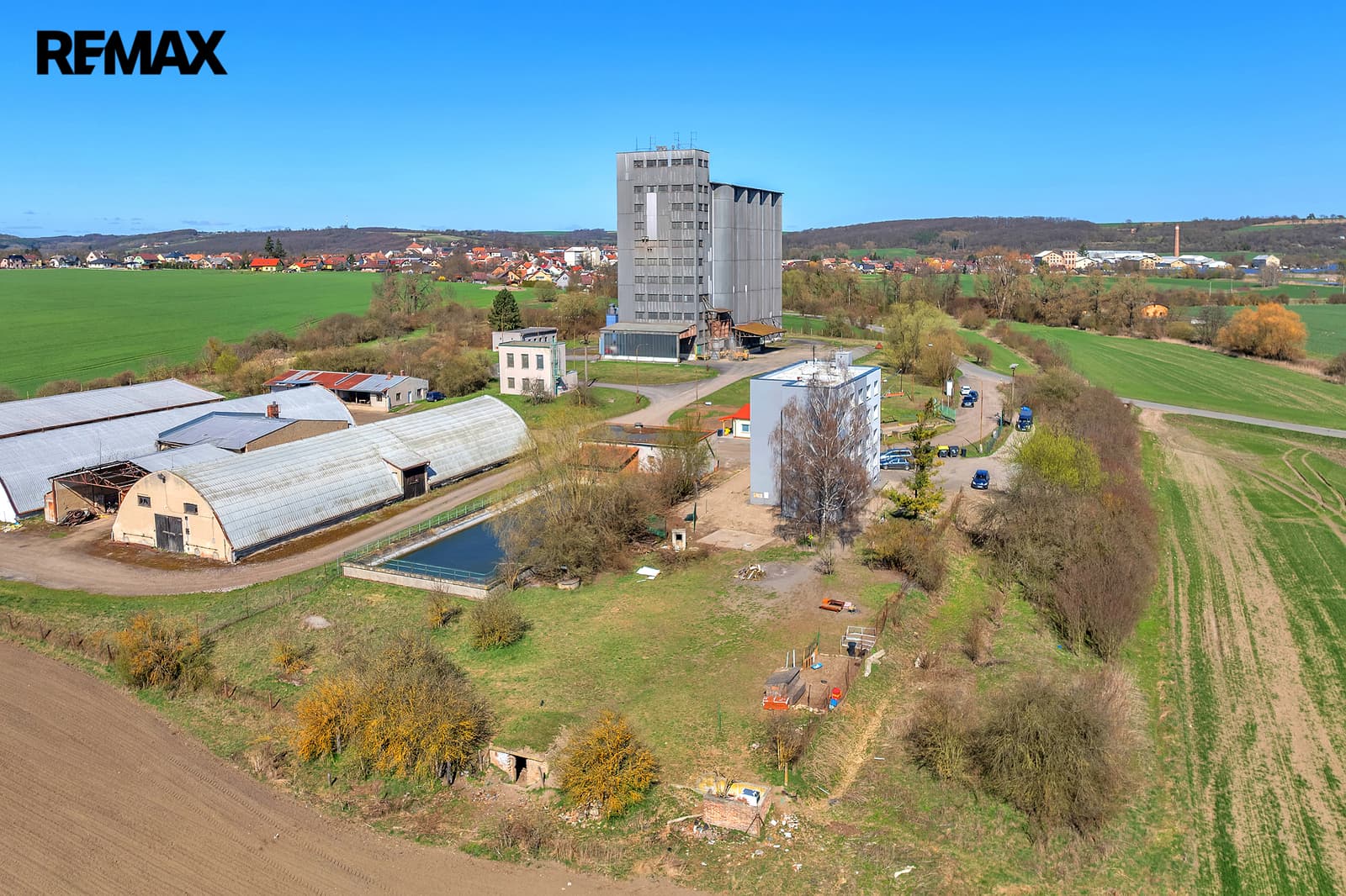 Prodej nájemního (činžovního) domu 642 m², Libáň — foto 10