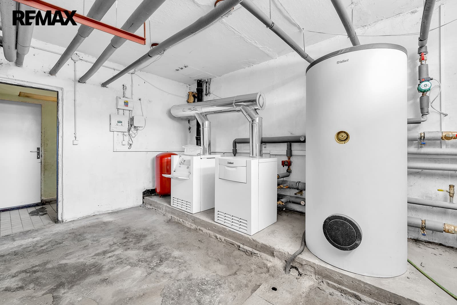 Prodej nájemního (činžovního) domu 642 m², Libáň — foto 3