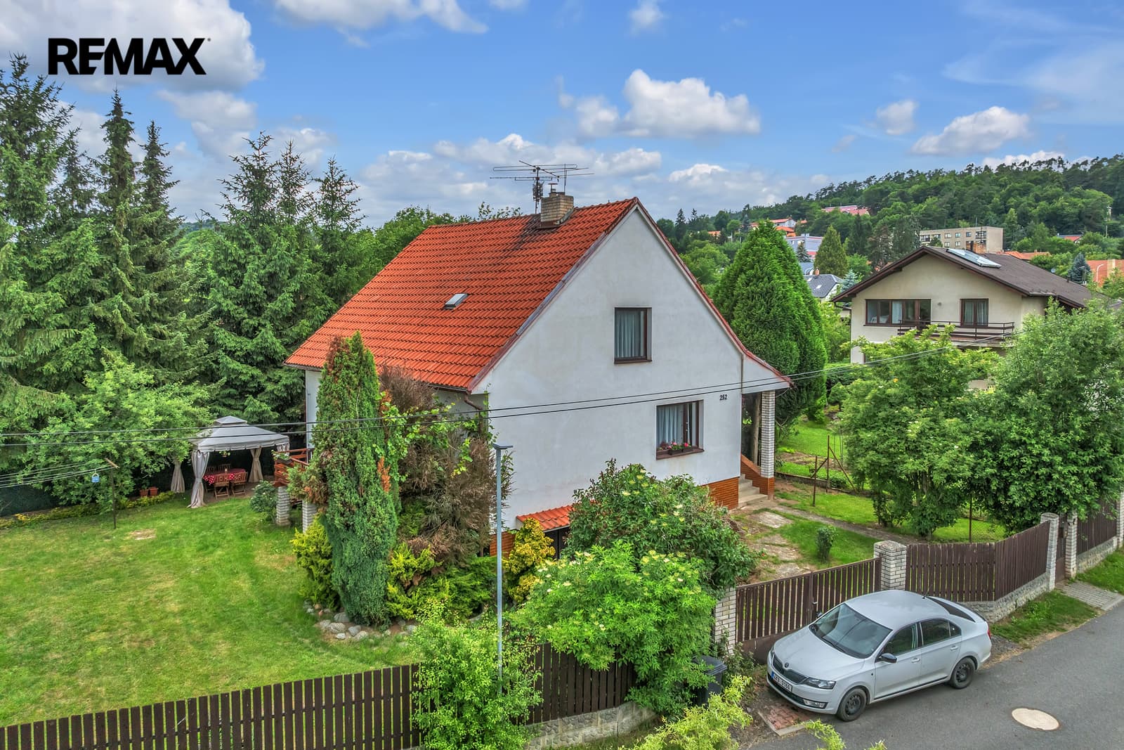 Prodej domu 214 m², Slapy — foto 1